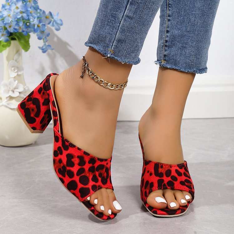 Leopard square toe high-heeled slippers for women with chunky heel in red.