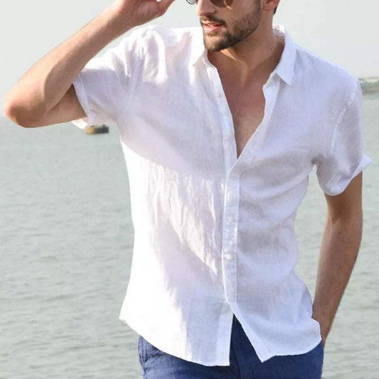 Men's casual summer short-sleeved shirt in white with lapel collar, ideal for relaxed outings.